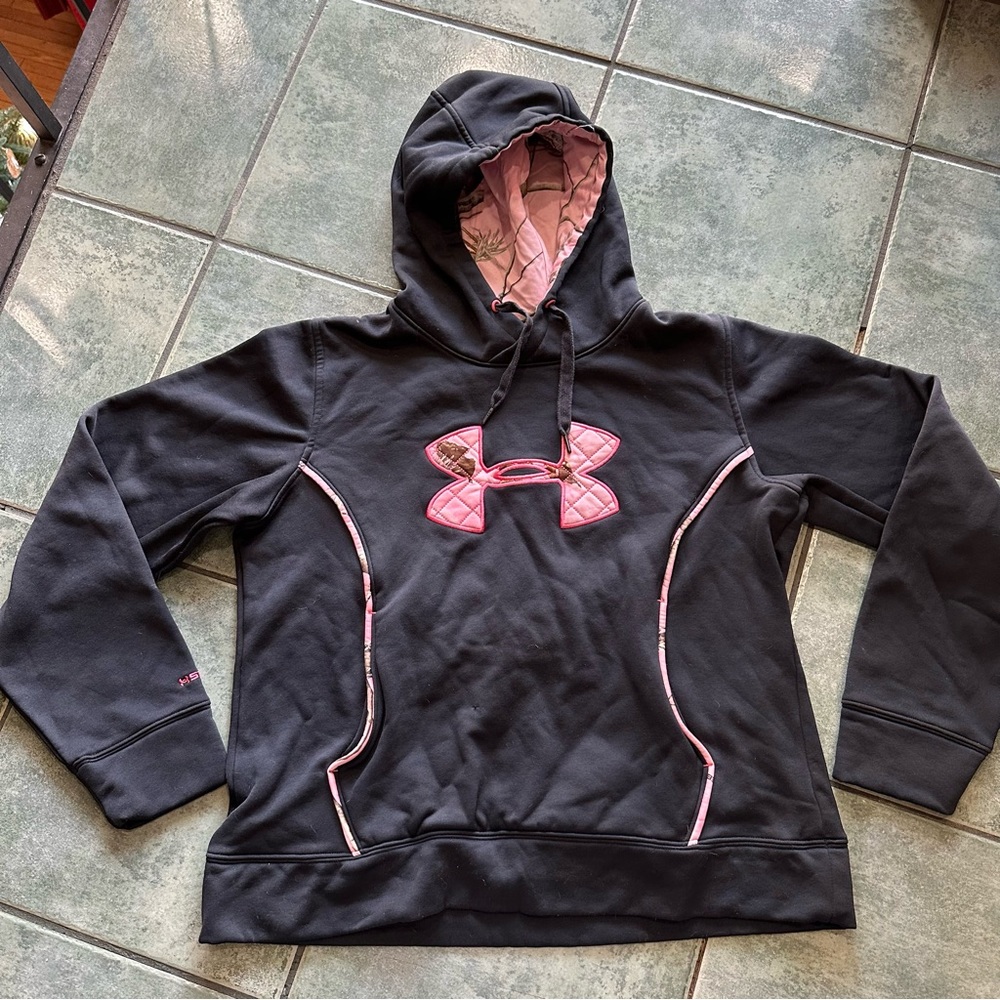 Under Armour Pink Girly Camouflage REALTREE Sweater Hoodie
